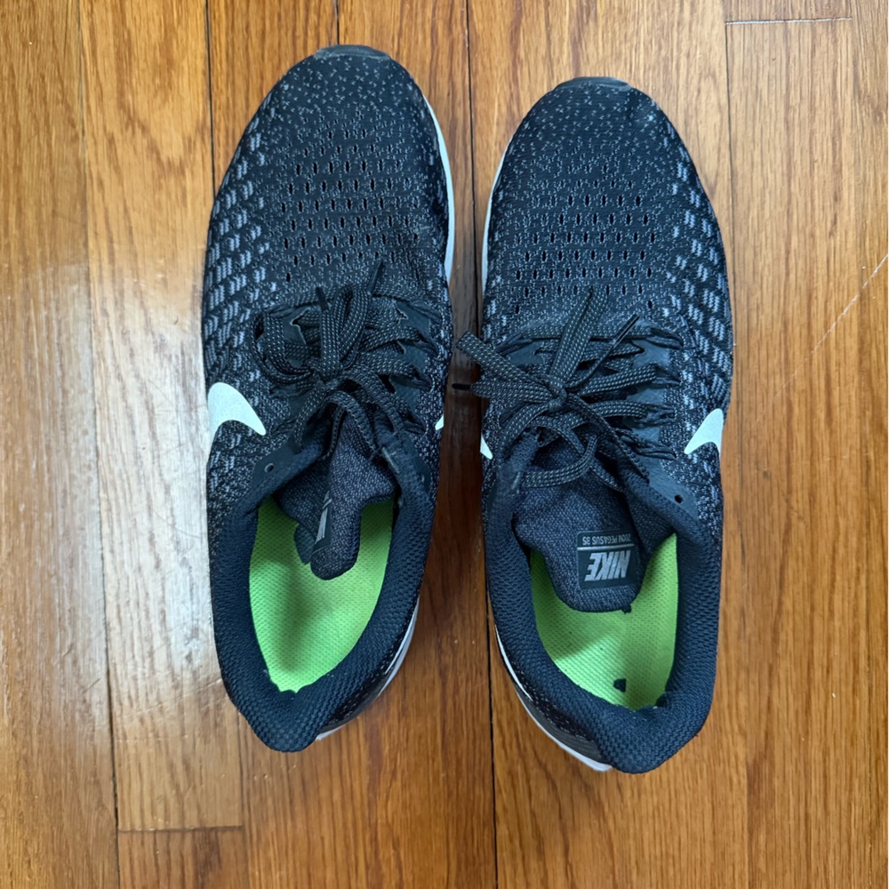 Nike Black Athletic Running Shoes